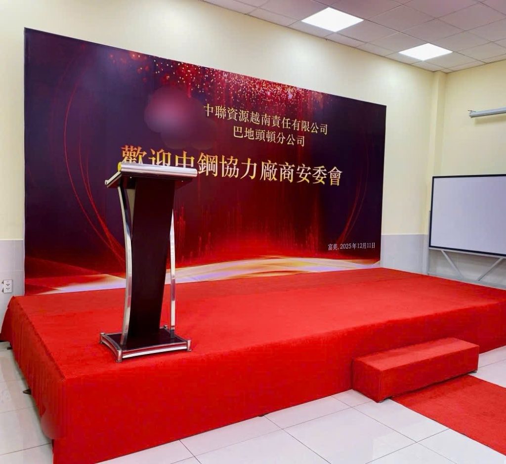 Bàn giao Bục Phát Biểu Tại KCN Châu Đức